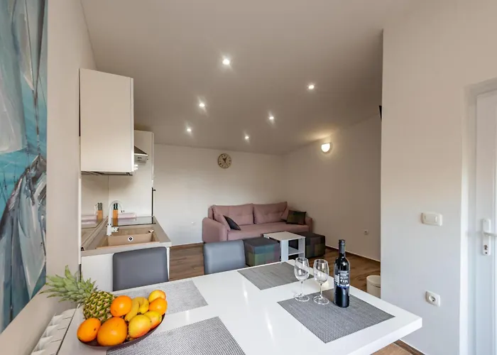 Apartmán 1 Bedroom Gorgeous In *